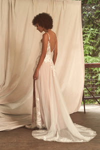 Brudklänning Lillian West 66271 (ej onlineköp) ivory