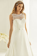 Ladda upp bild till gallerivisning, REA Billig Brudklänning Bianco Evento Riviera
