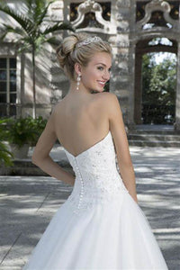 Brudklänning Sincerity 3901 ( ej onlineköp )