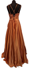 Ladda upp bild till gallerivisning, Aftonklänning / Balklänning PartyLine 45102 sienna / rust
