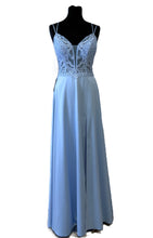 Ladda upp bild till gallerivisning, Aftonklänning / Balklänning  Venitti 008685 babyblue