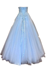 Ladda upp bild till gallerivisning, Balklänning  LQ Design ljusblå