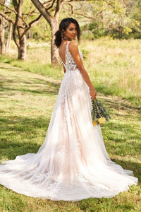 Brudklänning Lillian West 66235 (ej onlineköp)
