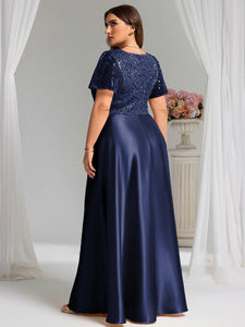 Lång klänning med ärm navy satin