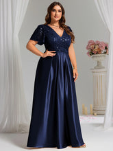 Ladda upp bild till gallerivisning, Lång klänning med ärm navy satin