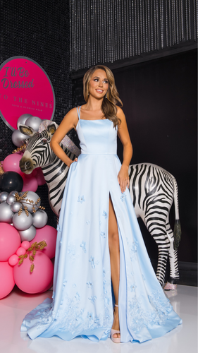Balklänning / Aftonklänning TNP 238 baby blue