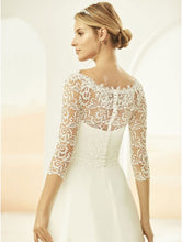 Ladda upp bild till gallerivisning, Bolero i spets E 330 med lång ärm