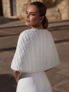 Cape / Sjal  E 55 stickad