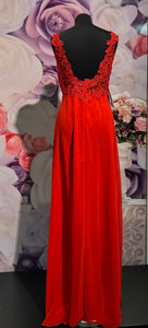 Aftonklänning / Balklänning  Venitti Dorit med slitz  99075/99080 red