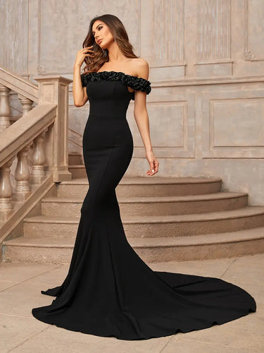 Svart brudklänning / festklänning  off shoulder