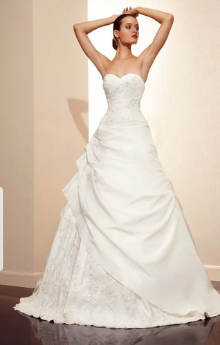 HYRA Brudklänning Amour Bridal 1169 (ej onlineköp)