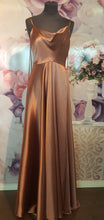 Ladda upp bild till gallerivisning, Aftonklänning / Balklänning  PartyLine 94018 copper/sienna