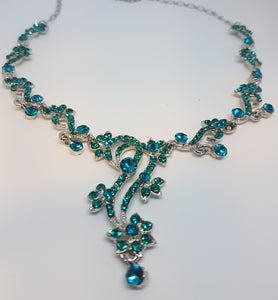 Strasshalsband turkos