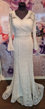 Ladda upp bild till gallerivisning, HYRA Brudklänning Fashion New York 3371 (ej onlineköp)